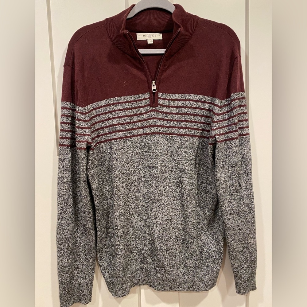 Hawker Rye Mens quarter zip sweater. Size Medium.